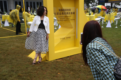 照片之所以打動人,是因為里面有生活丨美國國家地理七彩云南經(jīng)典影像展